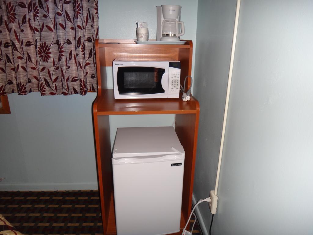 Pine Ridge Motel Dodgeville Ngoại thất bức ảnh