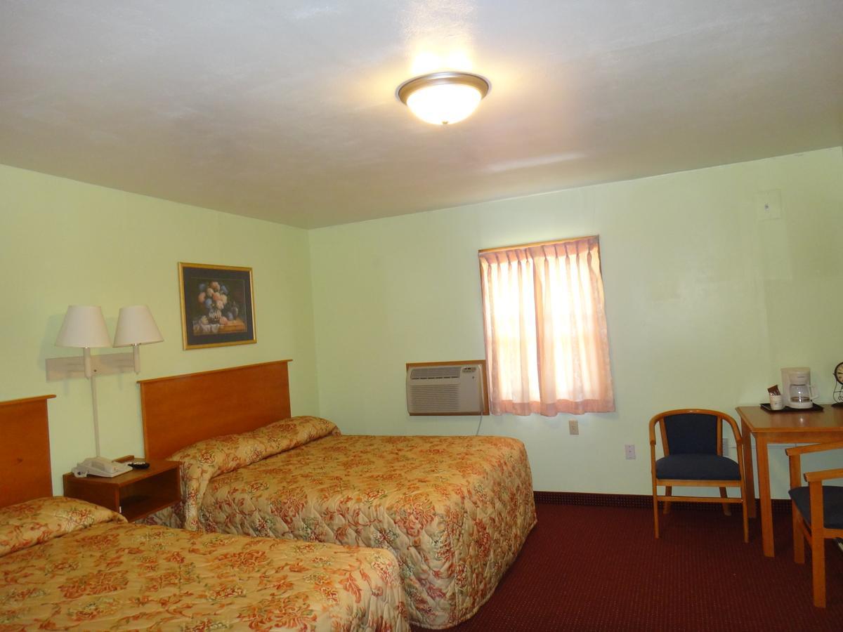 Pine Ridge Motel Dodgeville Ngoại thất bức ảnh
